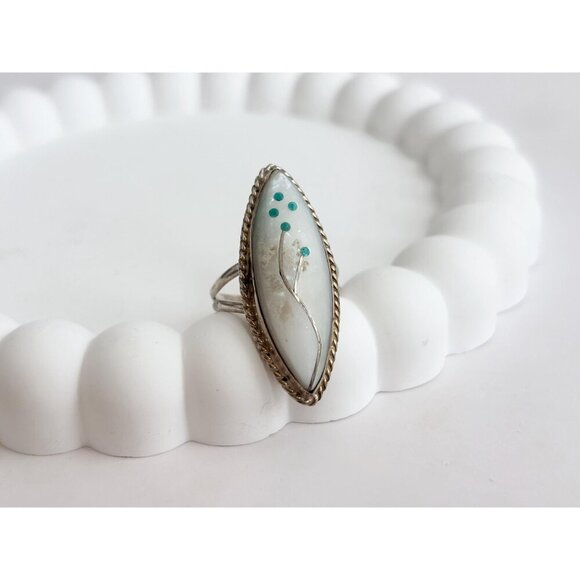 ZUNI Pueblo Mother of Peal Rope Accented Sterling Silver Vintage Ring - sz 6.5 - Picture 2 of 8